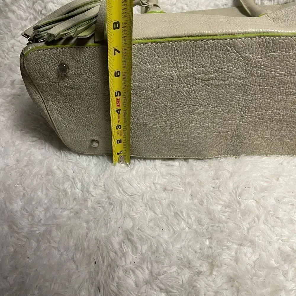 Vittoria Napoli Elegant Leather Cream XL Tote Bag with Green Accents